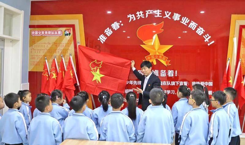 这个女角色是谁？游戏画面